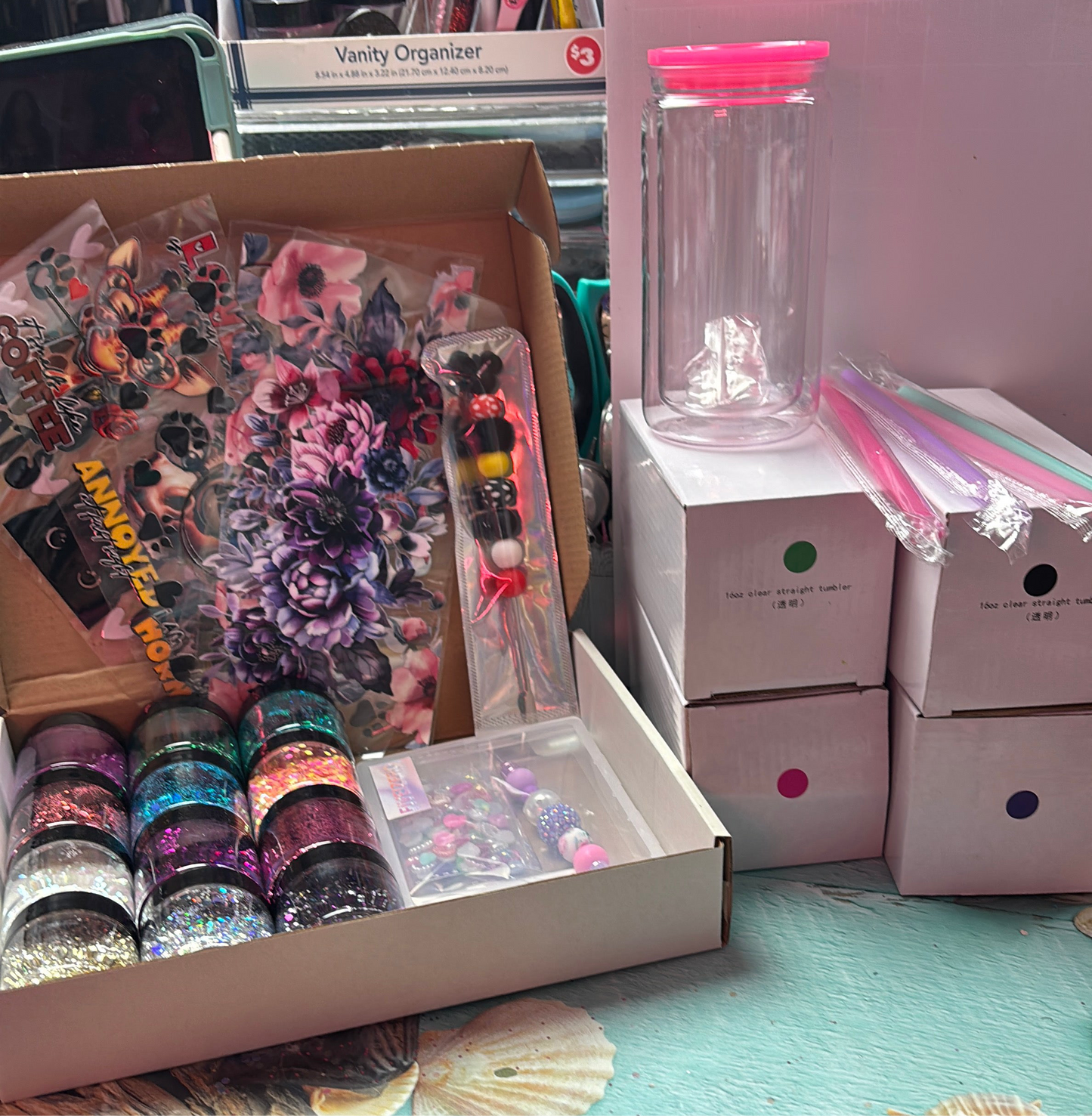 Boss, babes, snow globe starter kit